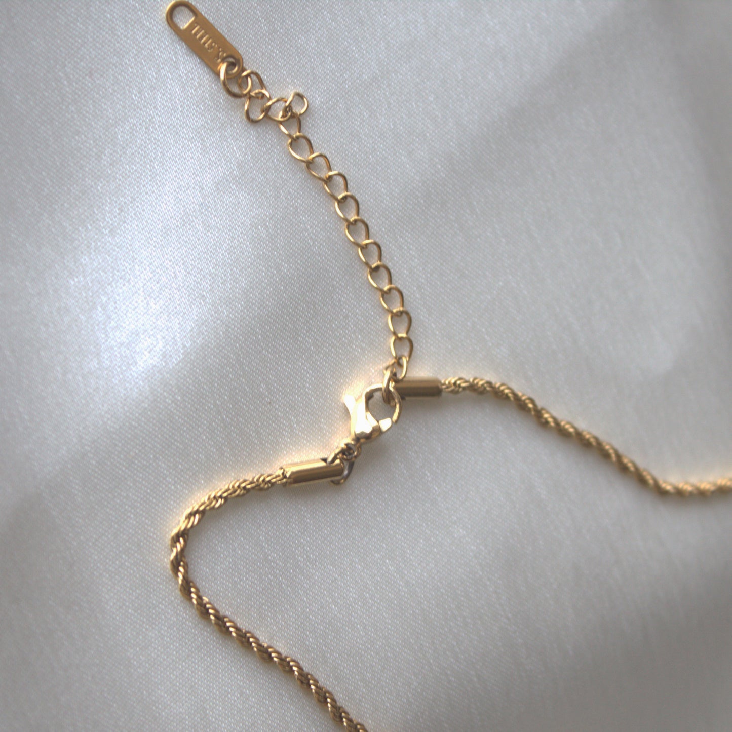 SUNFLOWER PENDANT NECKLACE 18K GOLD PLATED