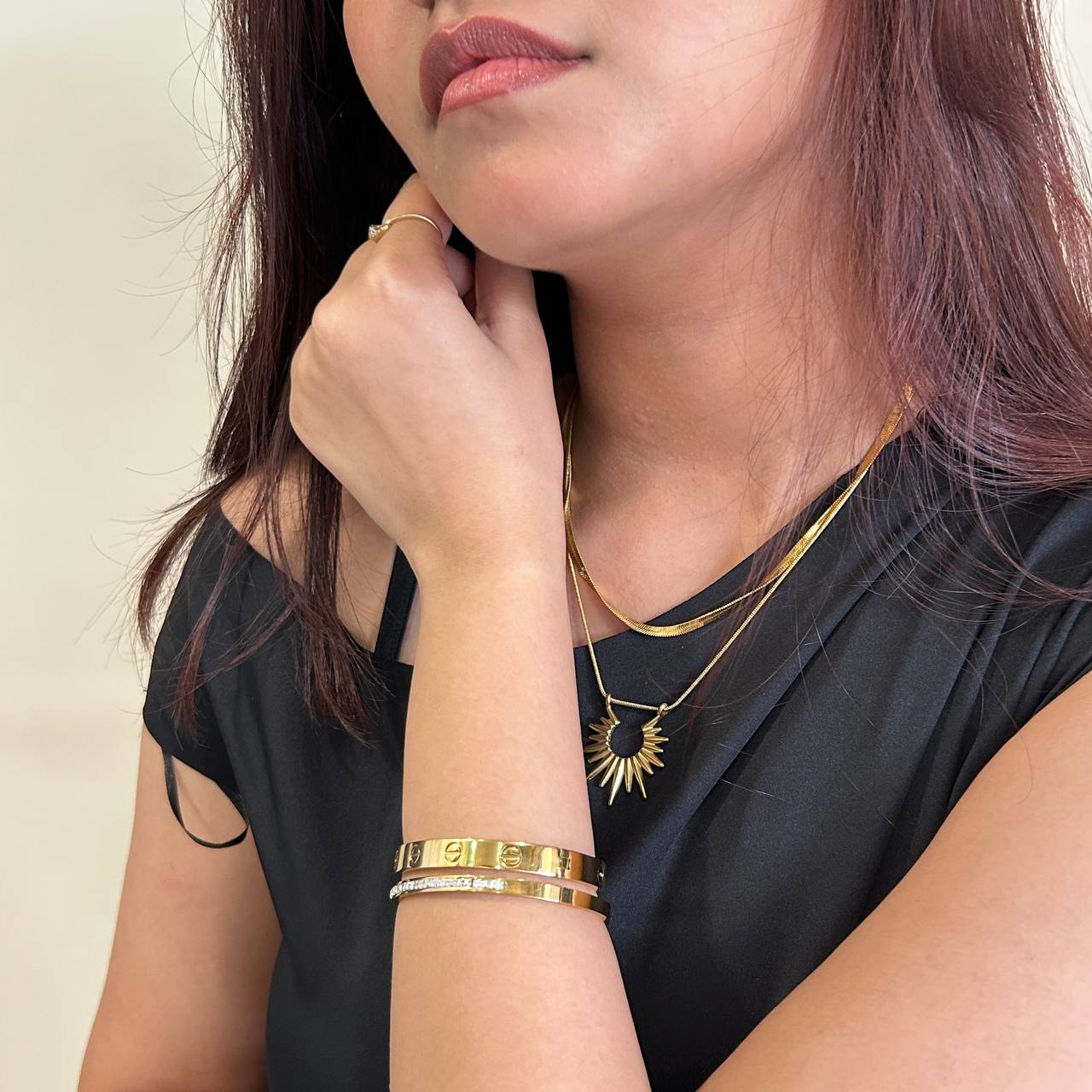 SLIM DIMOND STUDDED BRACELET 18K GOLD PLATED